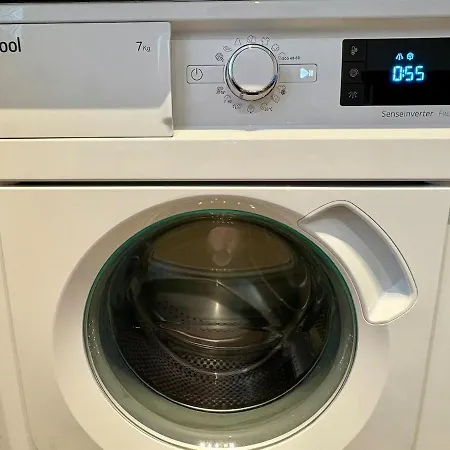 Brand New Modern Flat In Center 아파트